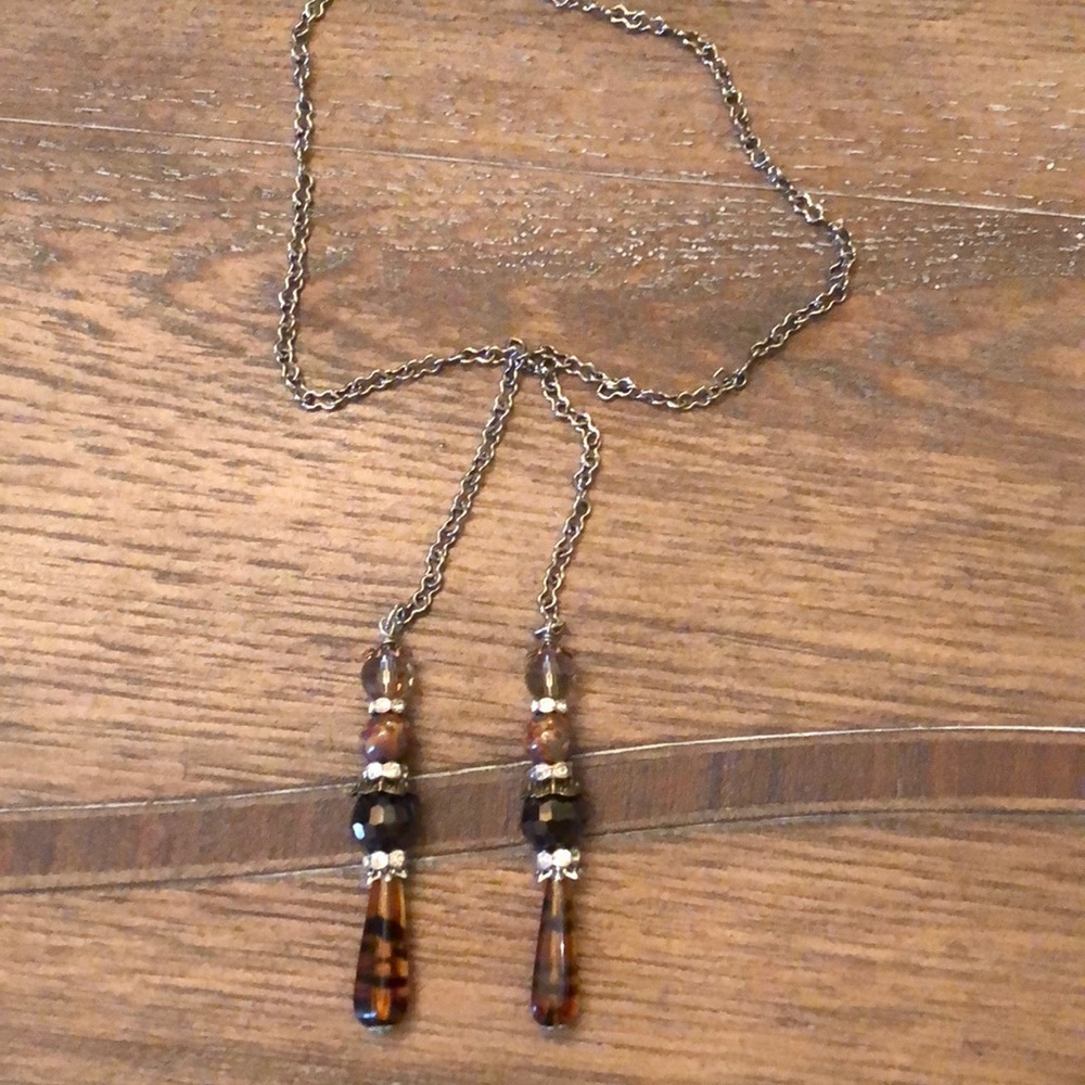 Lariat necklace in perfect condition.